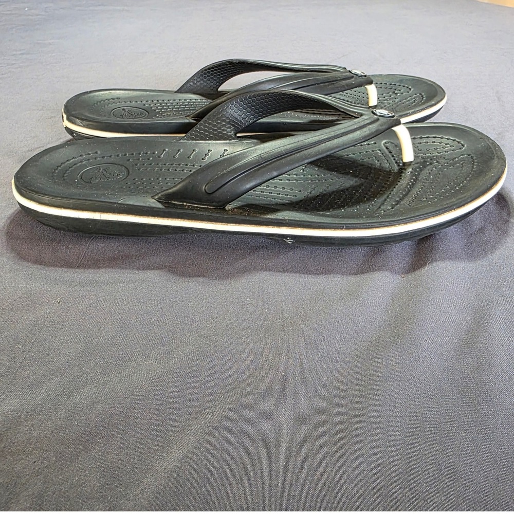 Crocs Classic Flip Flops Black White W8-M6 Casual Beachwear Sporty Unisex - Picture 6 of 10